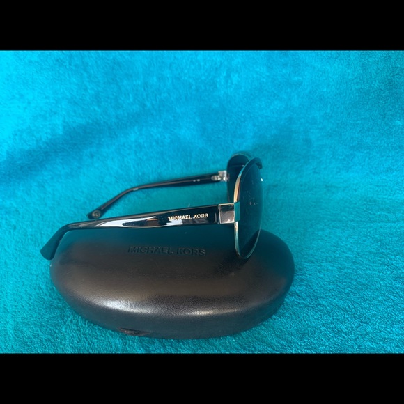 Michael Kors Women’s Sunglasses, Brown (with case) - Picture 8 of 12